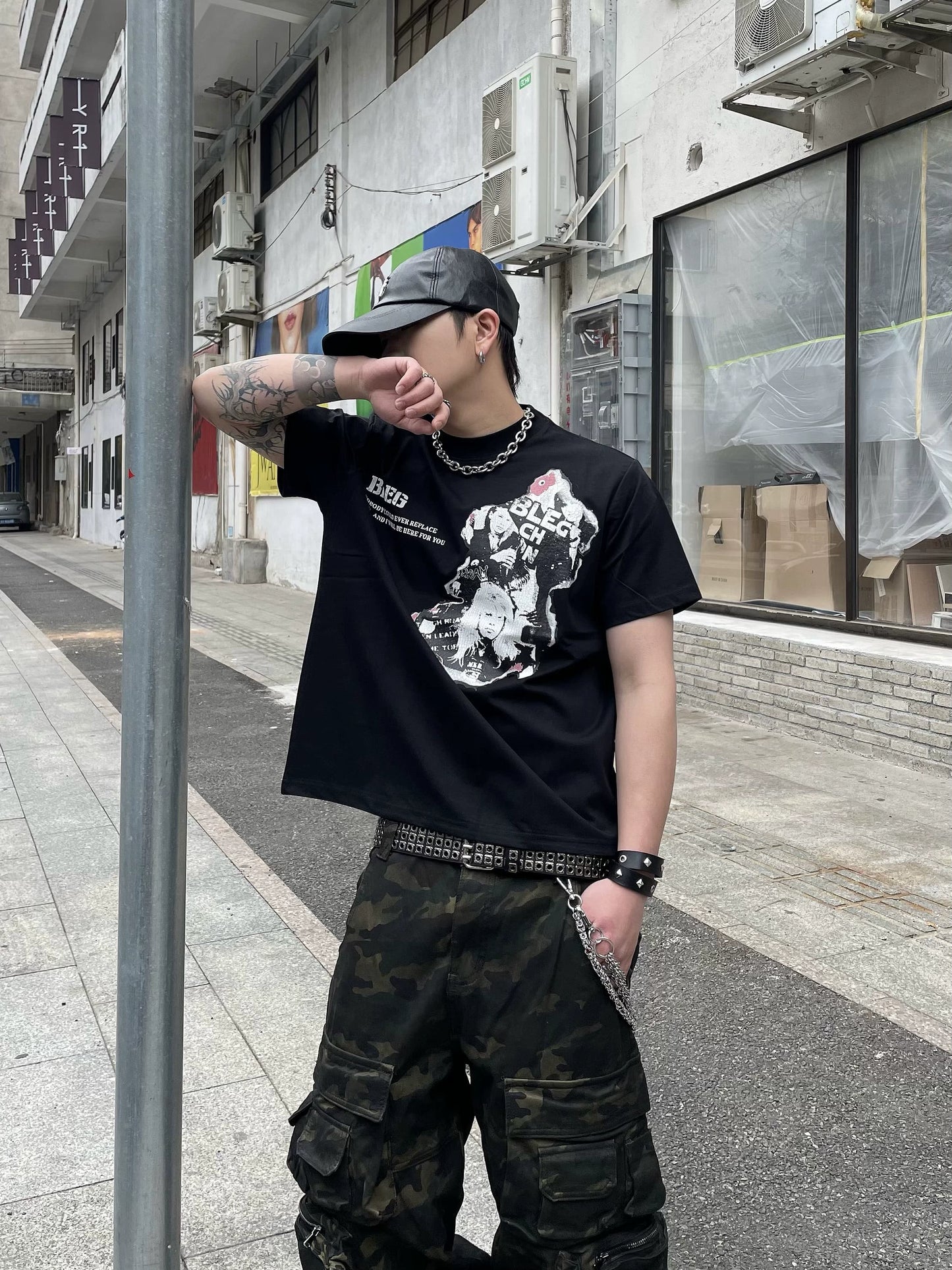 Old Portrait Loose Tee