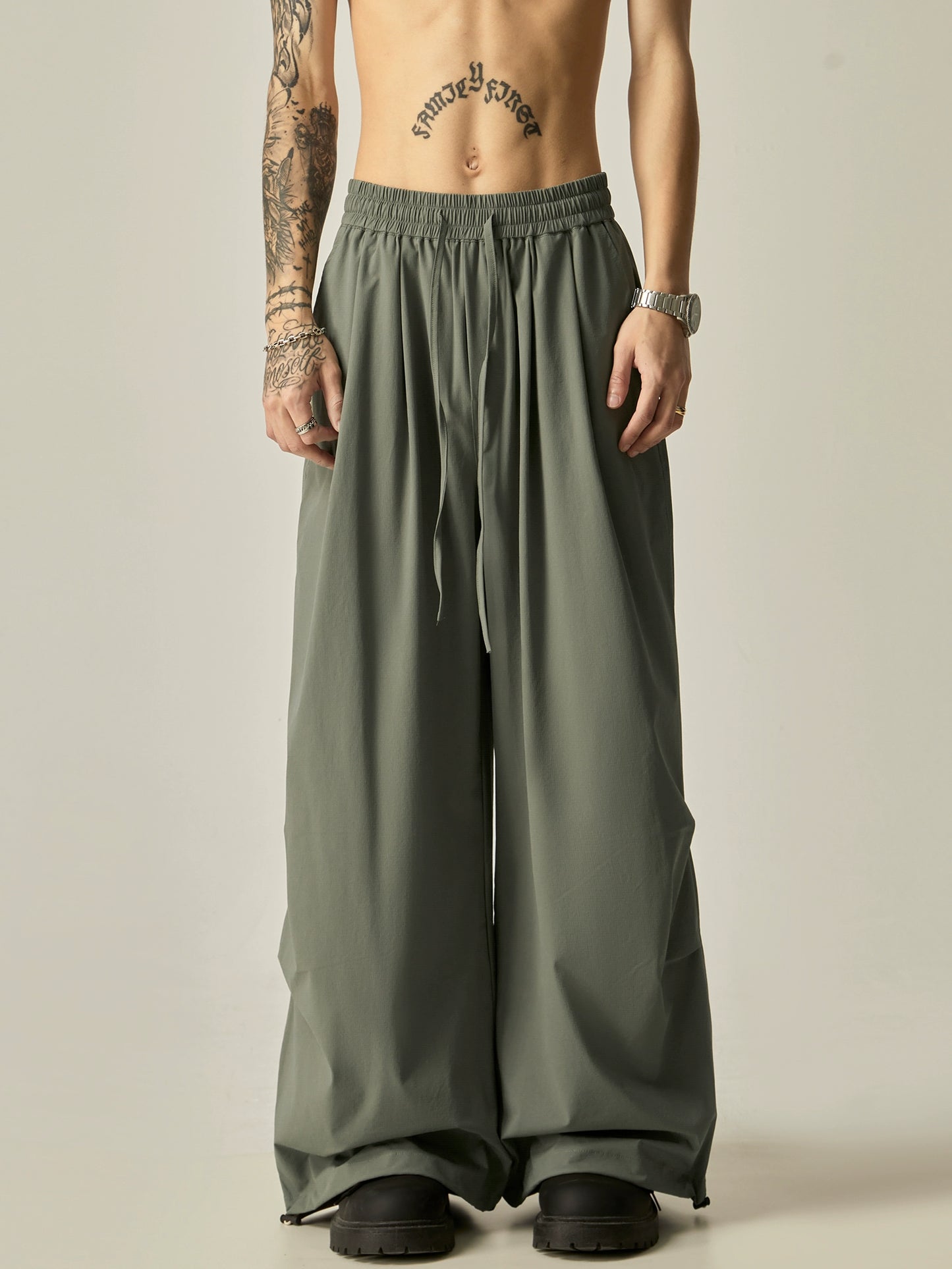 Drape Paratrooper Pants