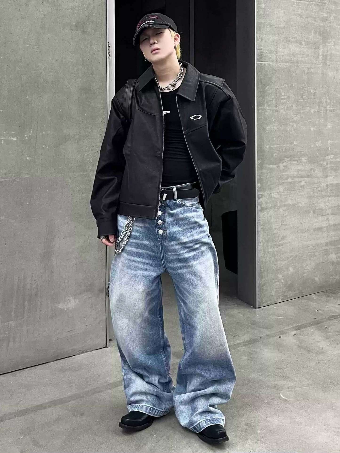 Simple Washed Button Denim Pants