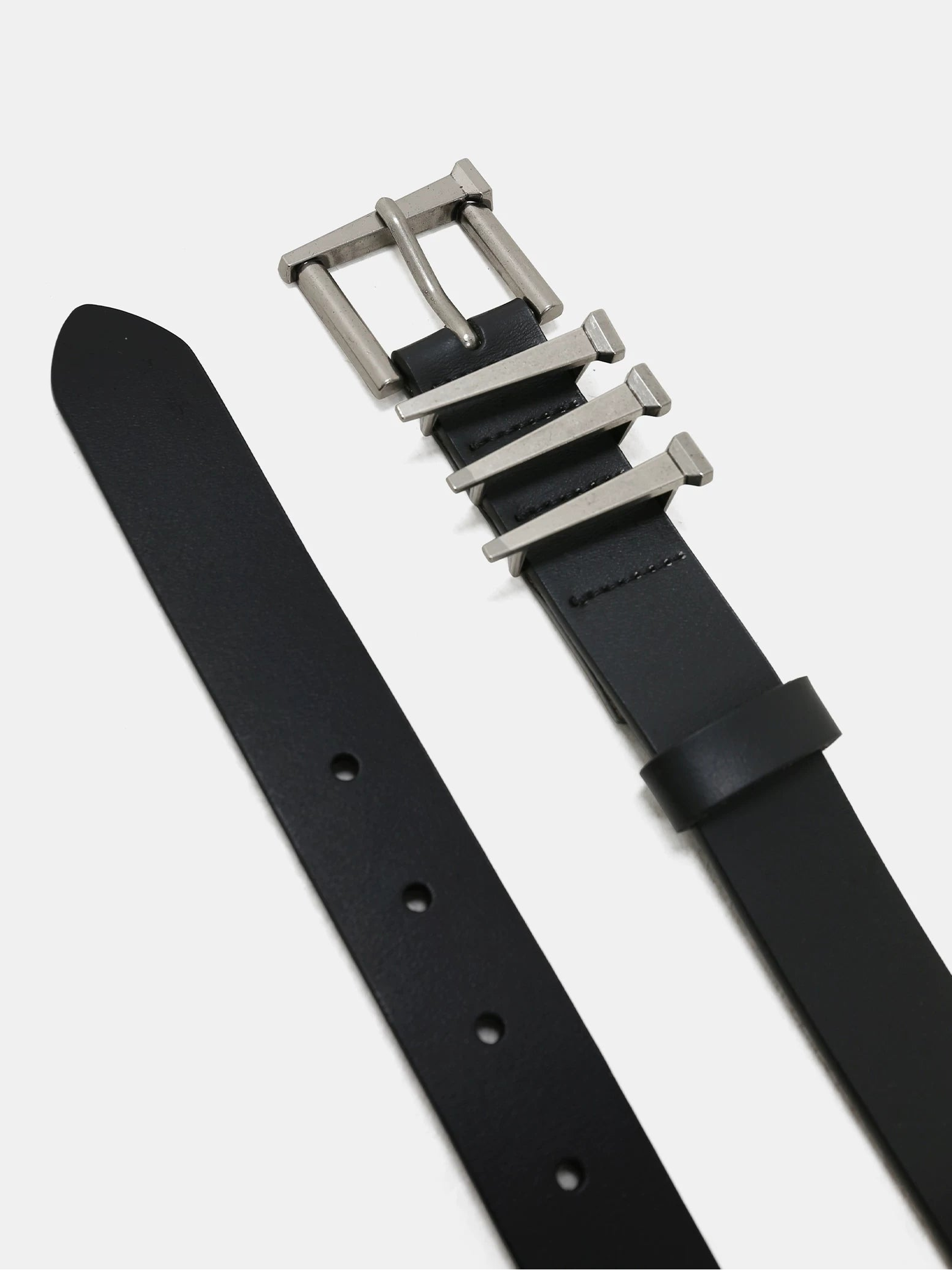Sculptural Metal Buckle Leather Belt