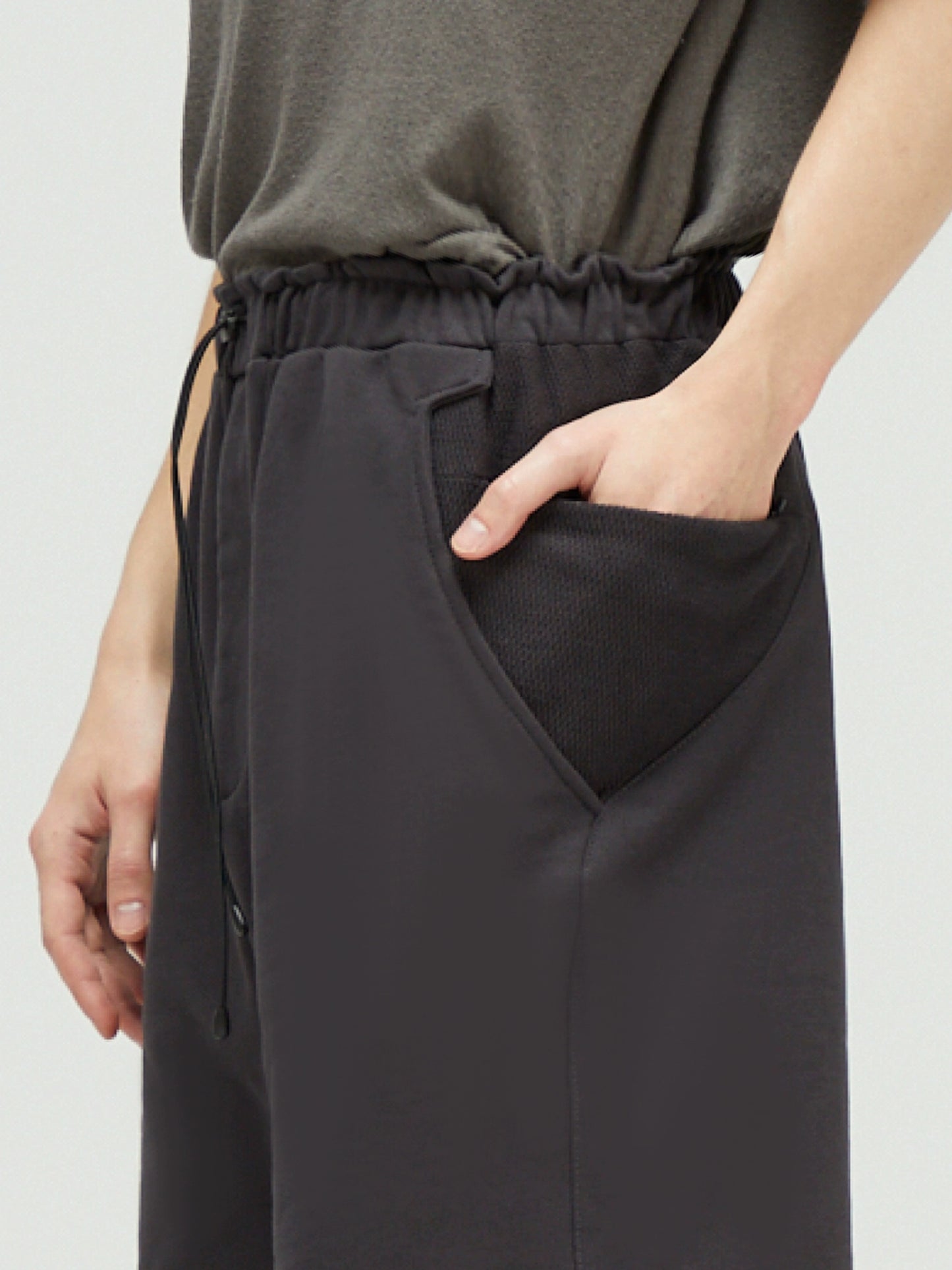 Vintage Multi-Pocket Stretch Shorts