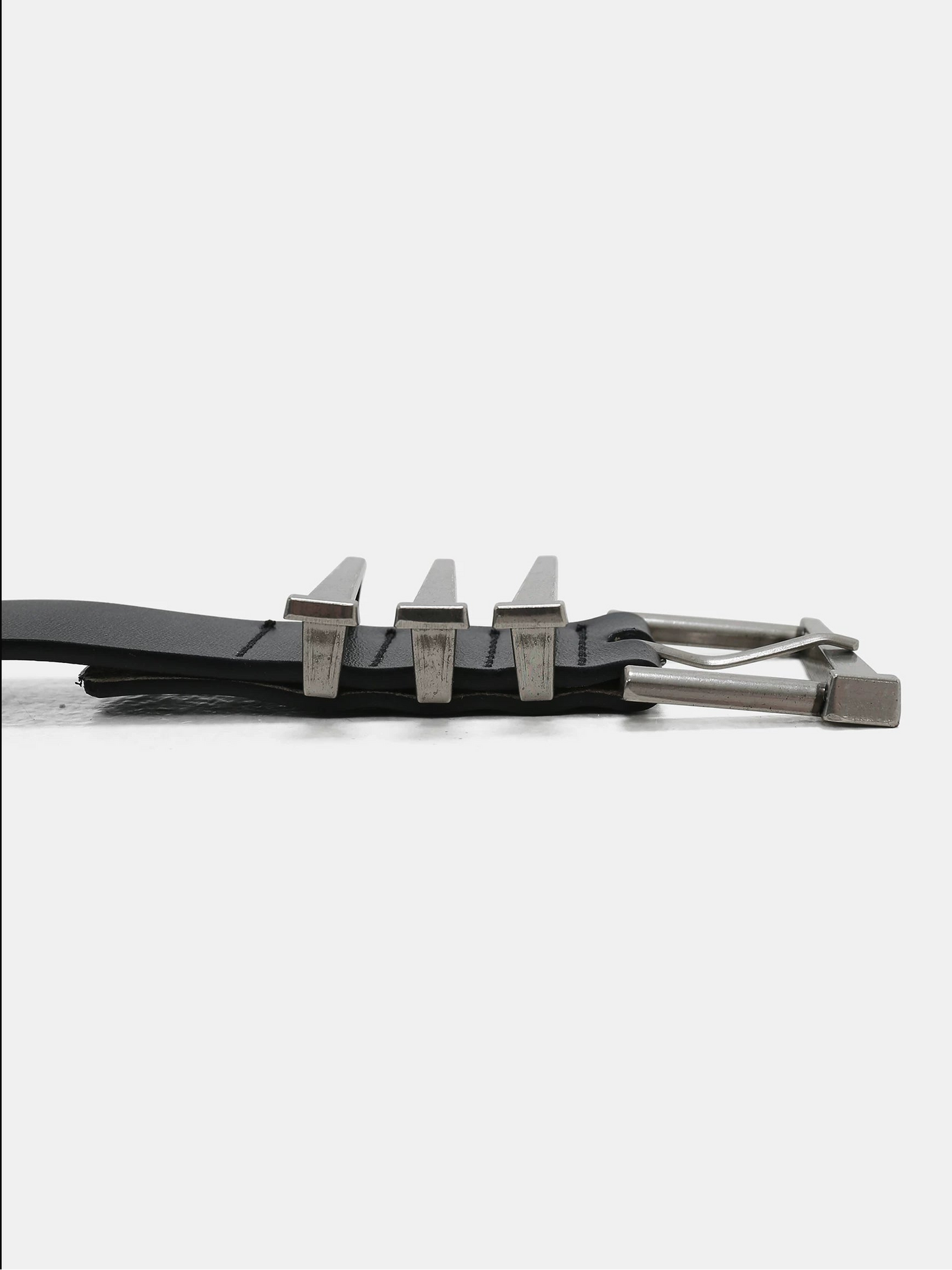 Sculptural Metal Buckle Leather Belt