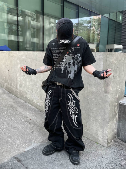 Portrait Letter Print Loose Tee