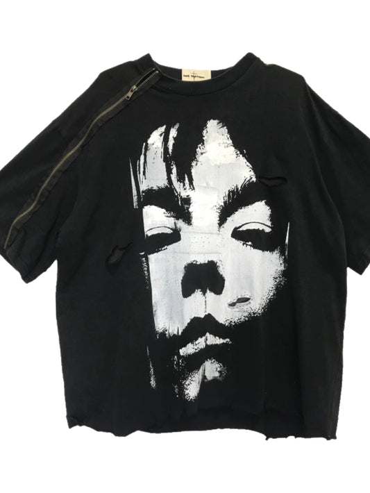 Black Portrait Zipper Tee
