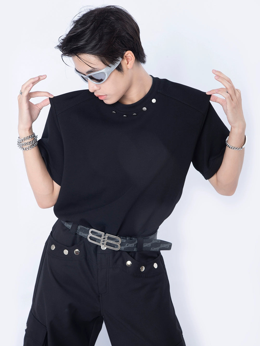 Niche Metal Button Short Sleeve Tee