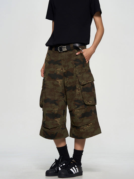 Distressed Wide-leg Camouflage Shorts