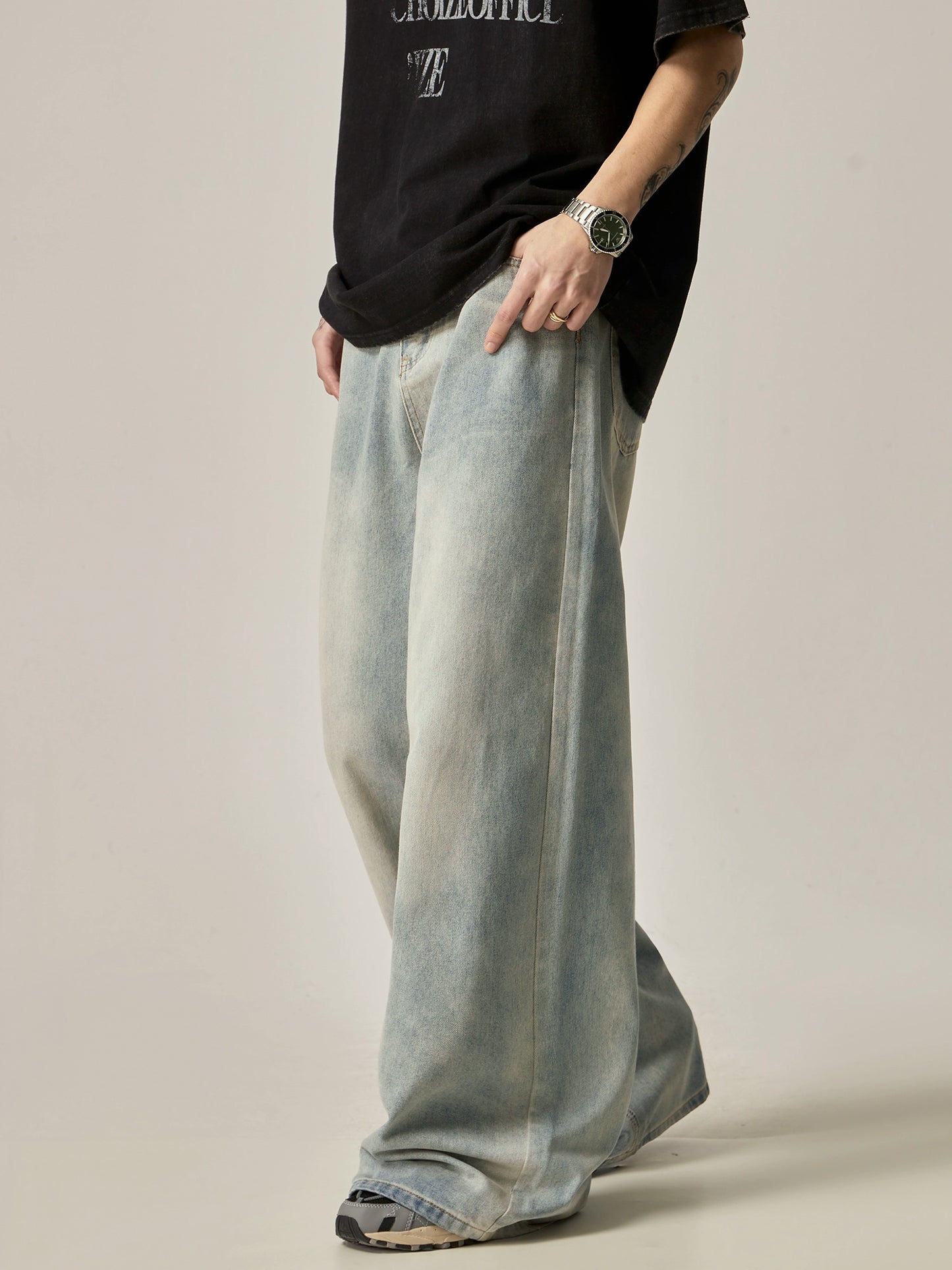 Retro Drape Loose Washed Jeans