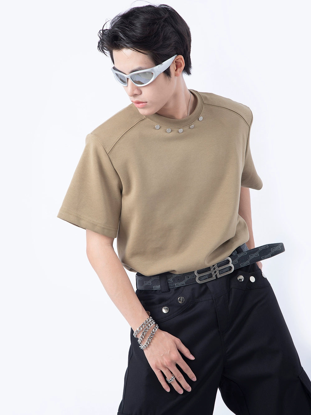 Niche Metal Button Short Sleeve Tee