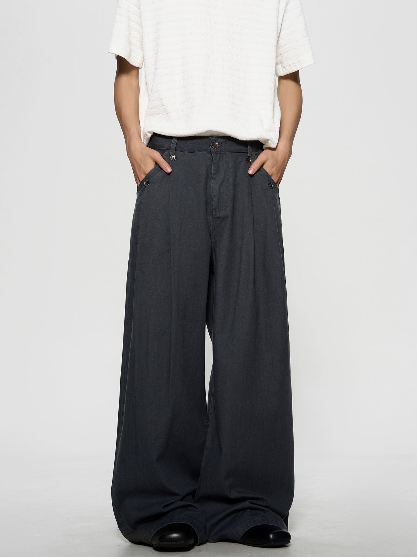 Retro Washed Pleated Straight Pants