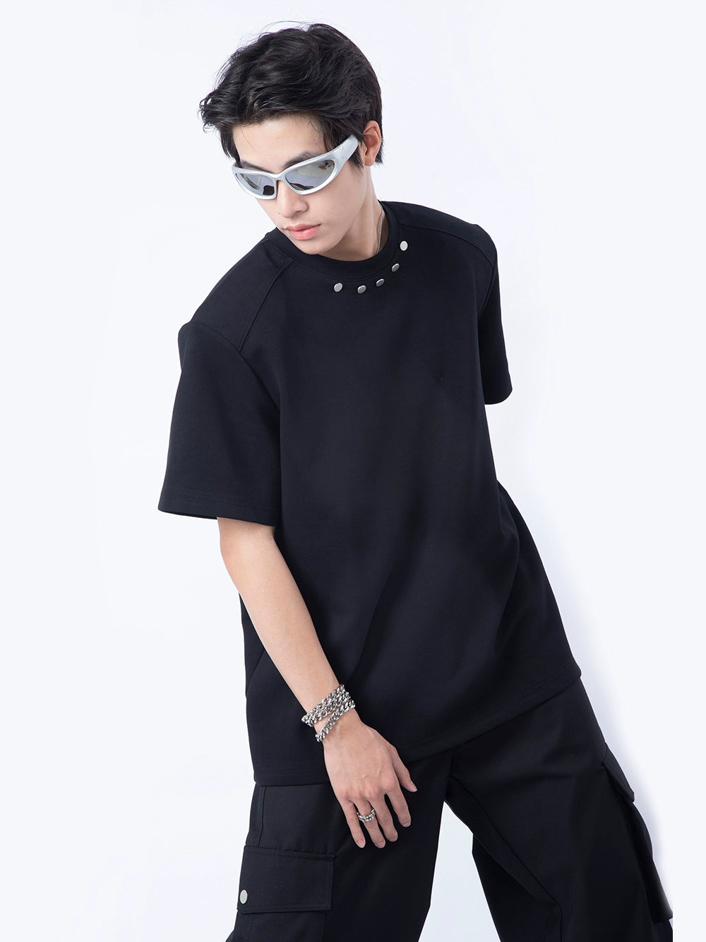 Niche Metal Button Short Sleeve Tee