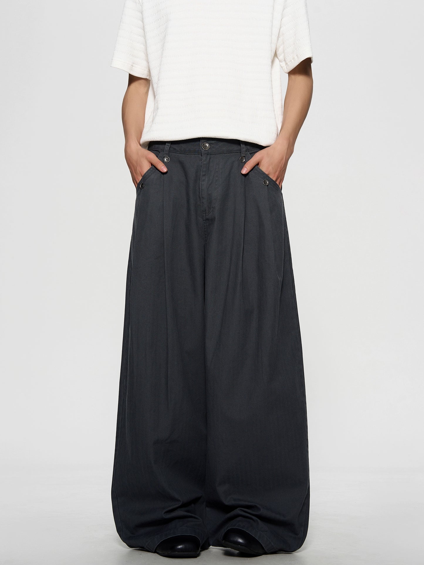 Retro Washed Pleated Straight Pants