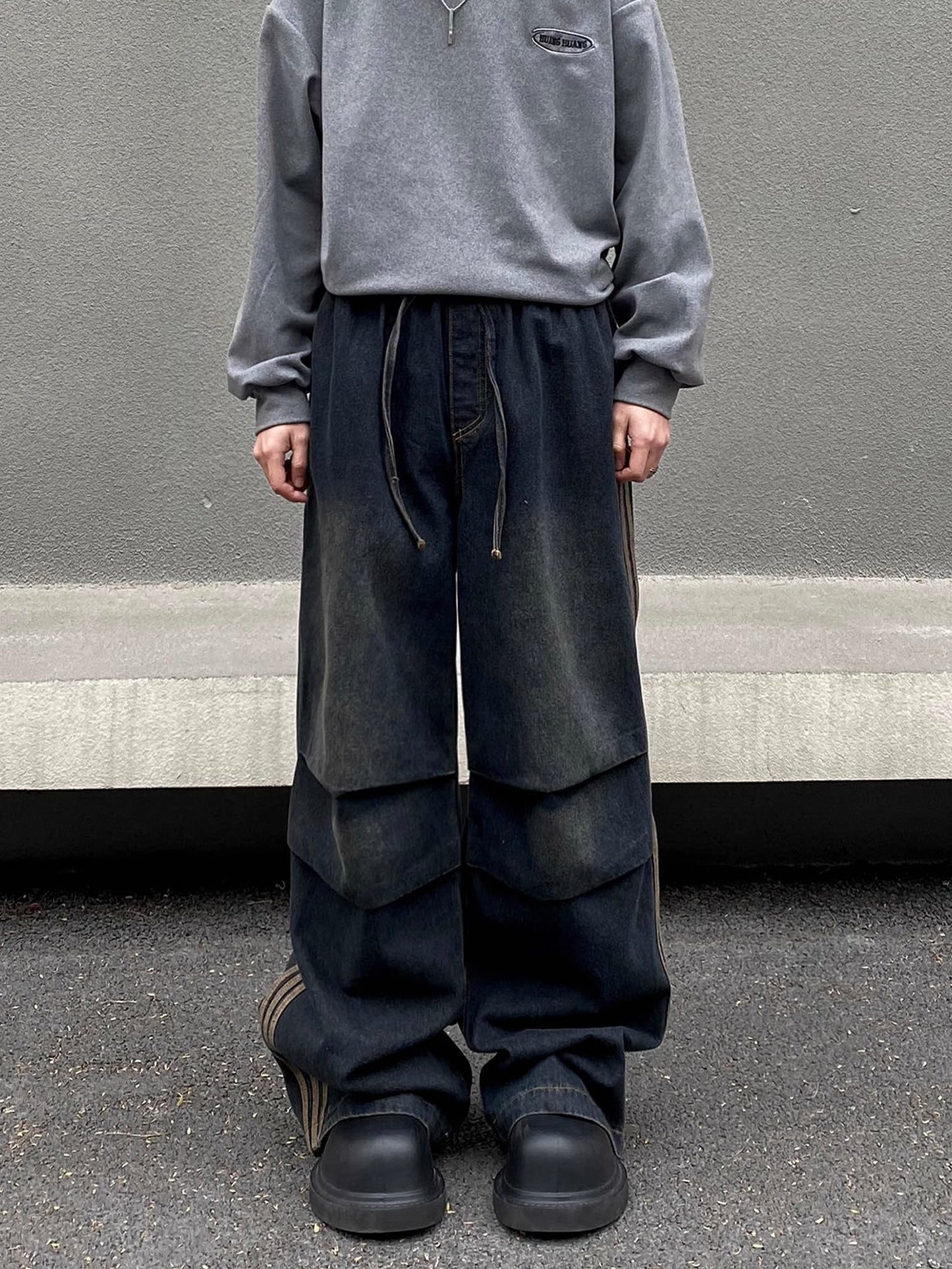 Niche PLEATS LINE CARGO PANTS