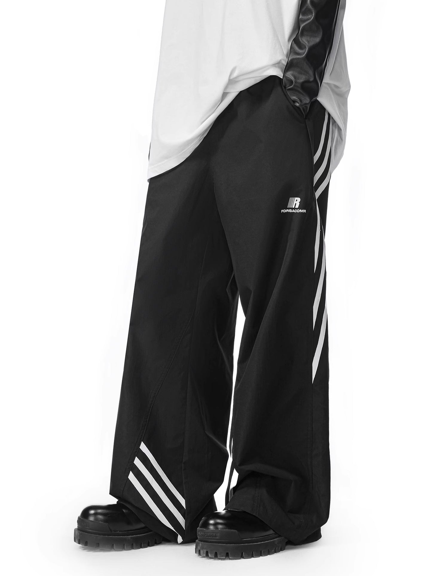 Loose Wide Stripe Cargo Pants