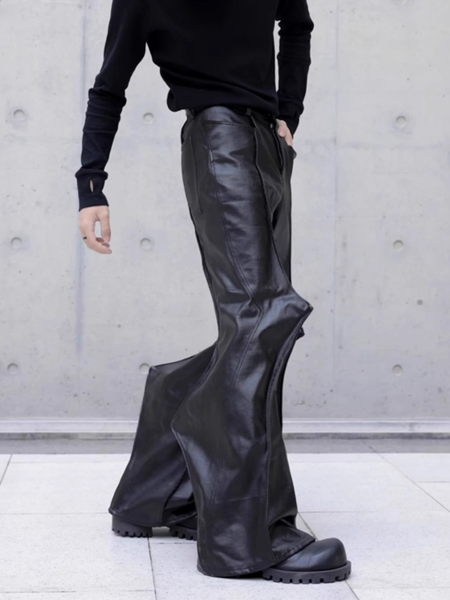 DRAPING SPIKE LEATHER PANTS