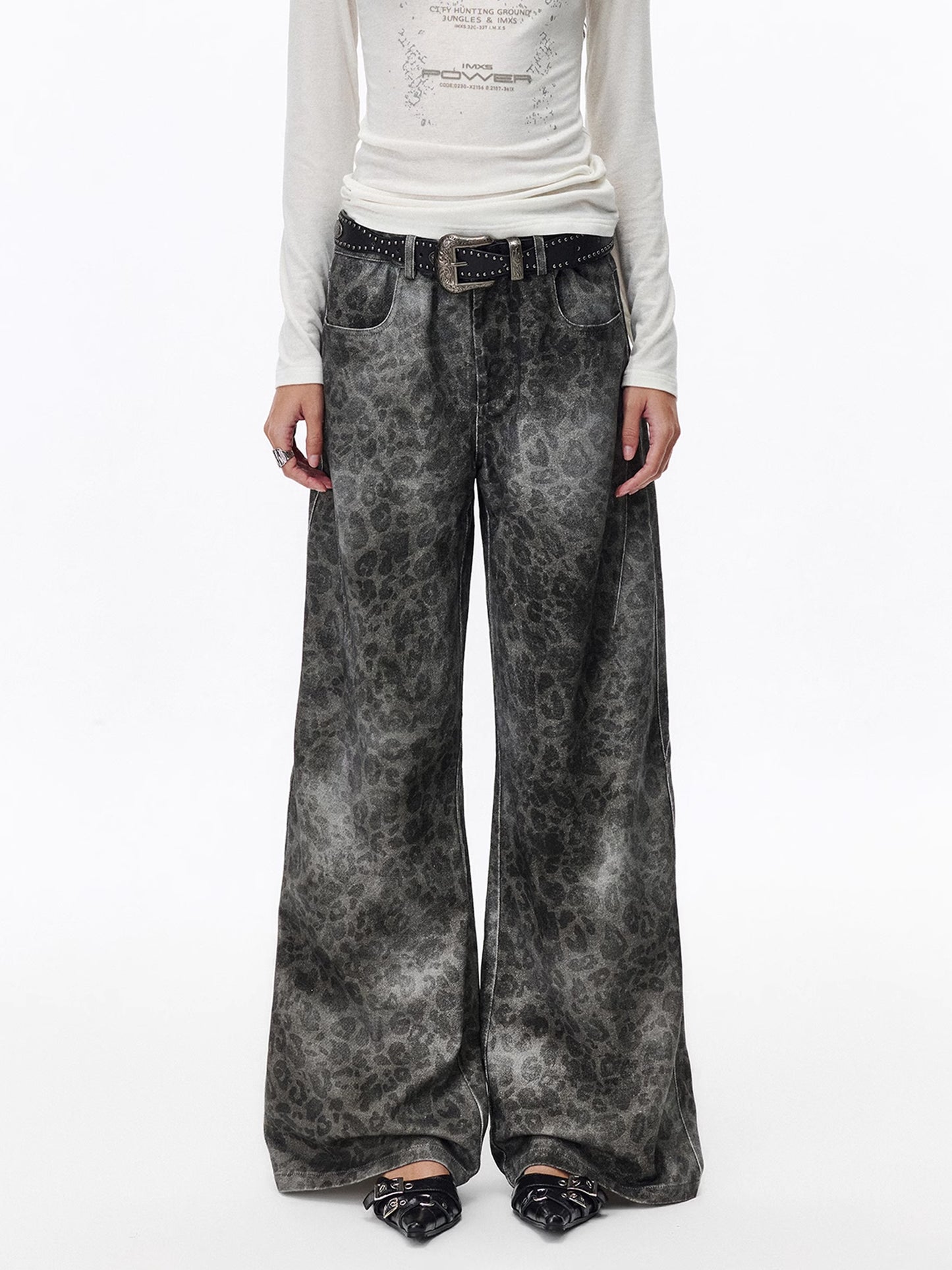 Wash Fade Leopard Denim Pants