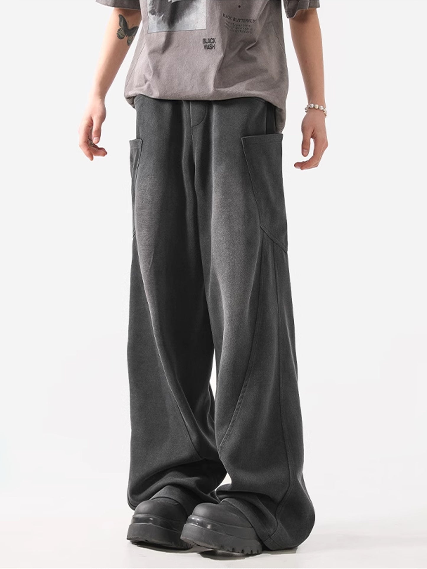 Structuring Pocket Sweat Pants