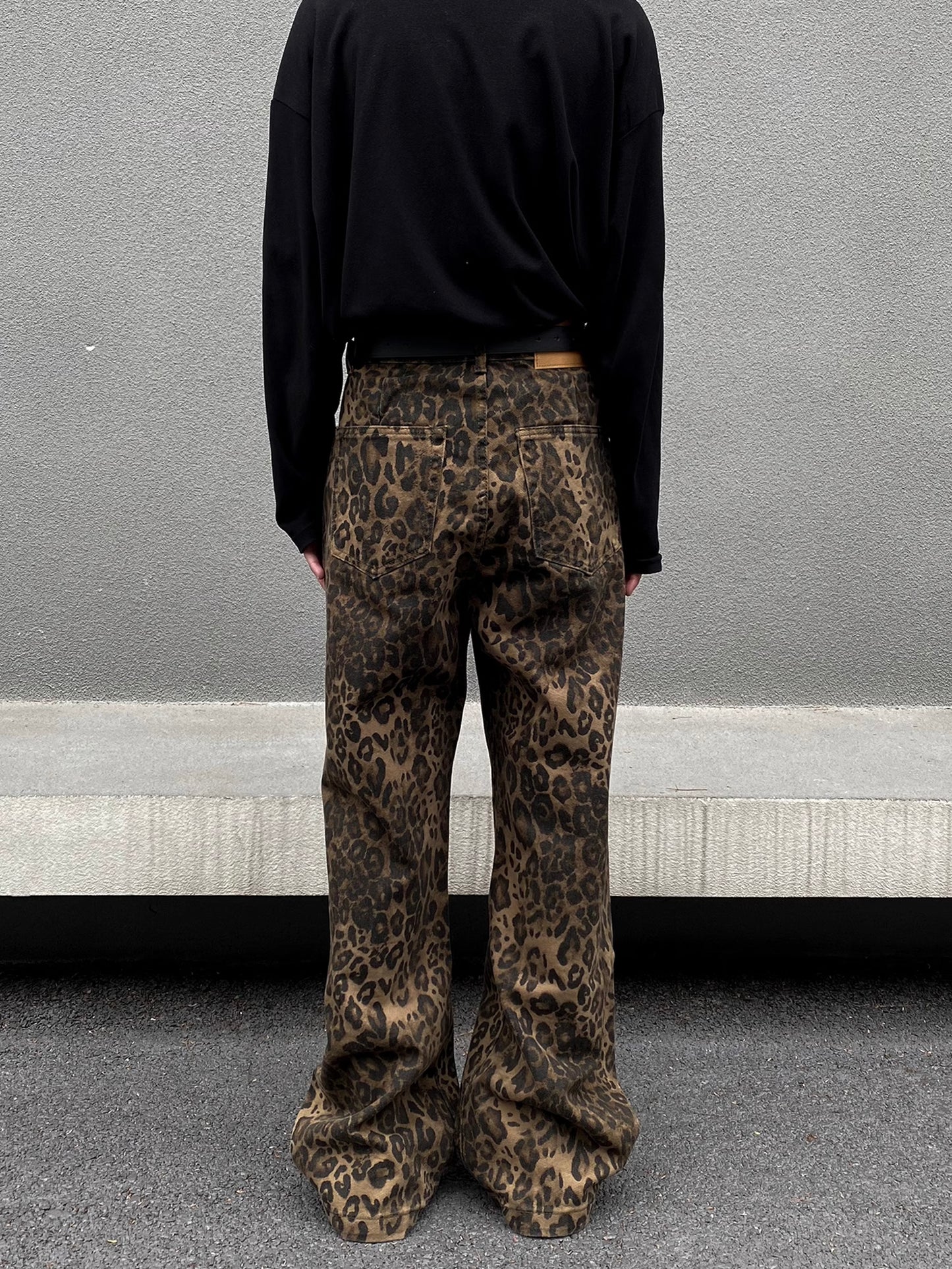 Leopard Strait Denim Pants