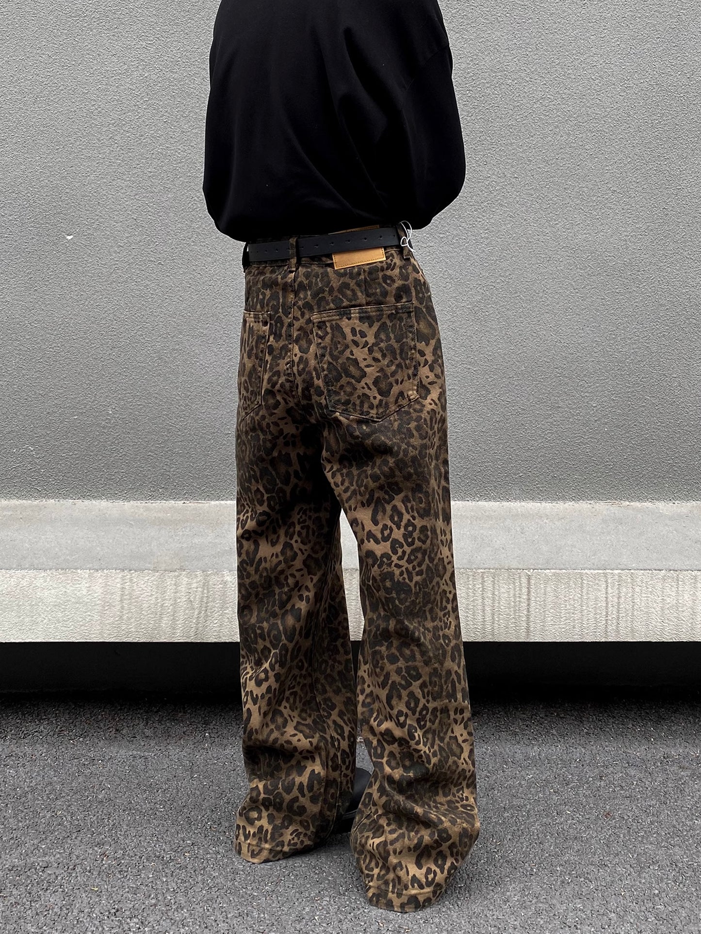 Leopard Strait Denim Pants